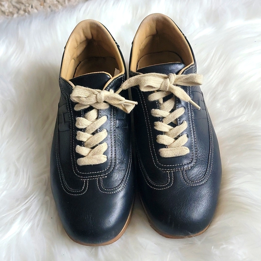 HERMES Sneaker